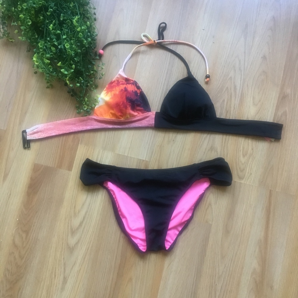NWOT Victoria’s Secret bikini 🏝